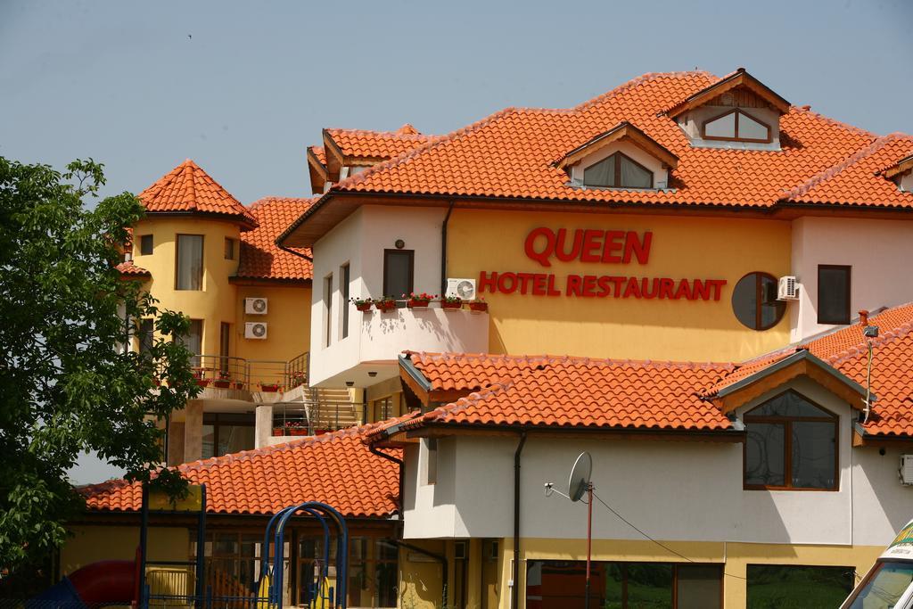 Hotel Queen Ajdemir Kültér fotó